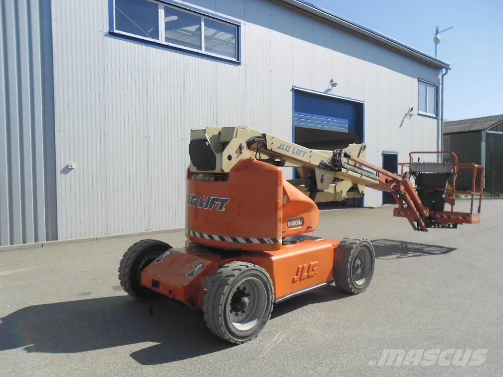 JLG E 450 AJ Съчленени стрелови подемници