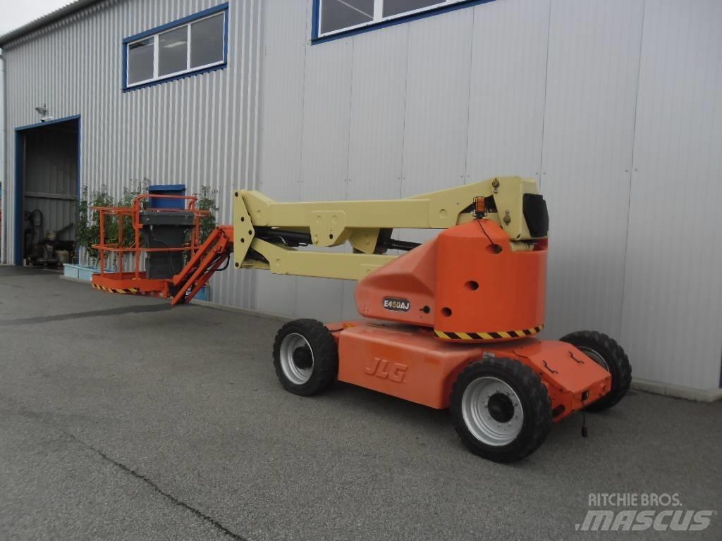 JLG E 450 AJ Съчленени стрелови подемници