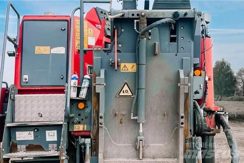 Wirtgen W100Fi Други