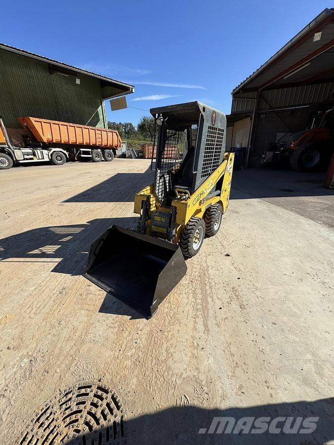 Gehl 1640 Скидери
