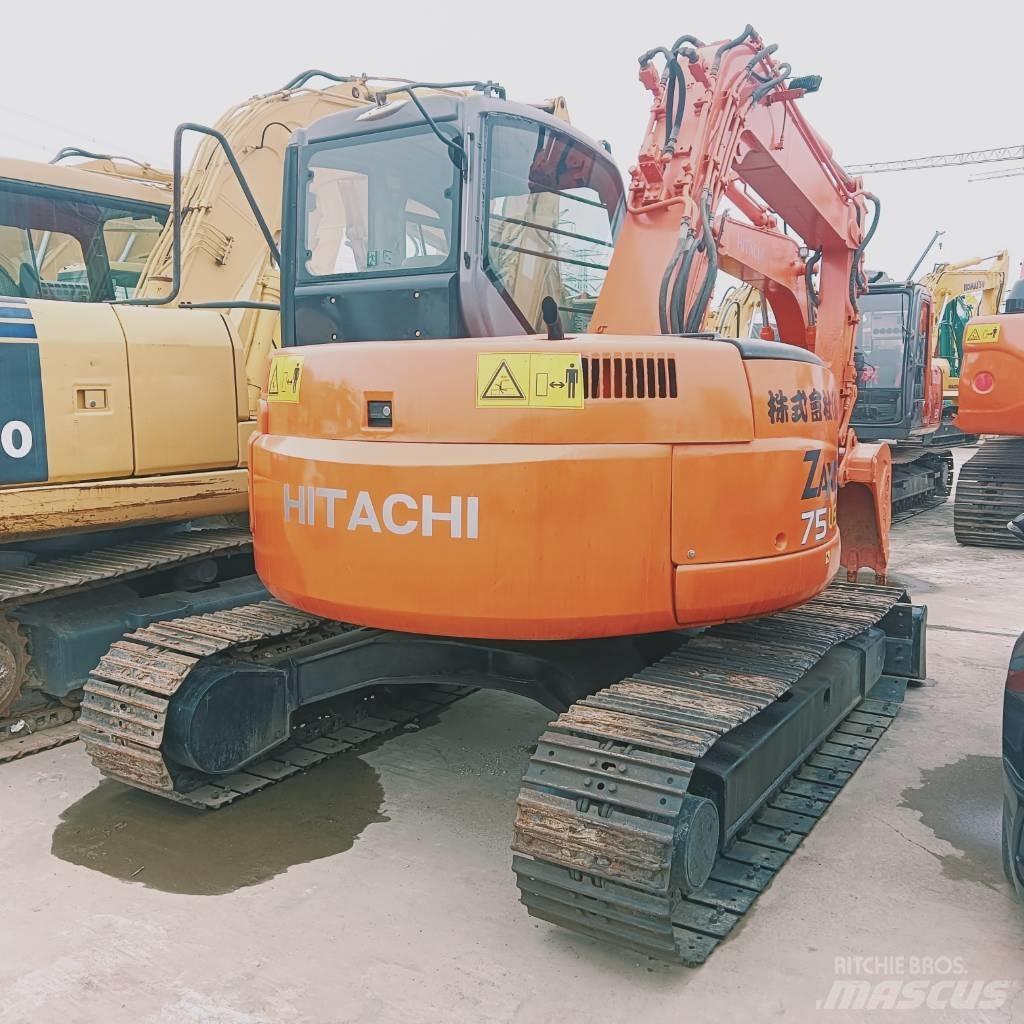 Hitachi ZX 75 US Средни екскаватори 7т - 12т