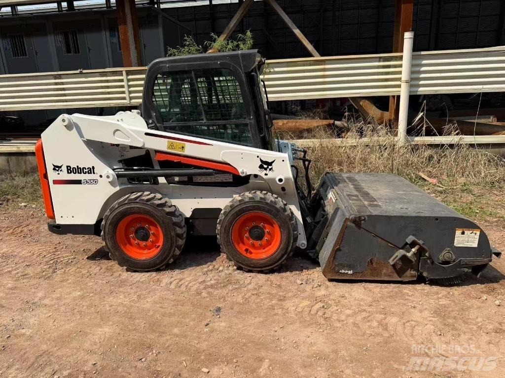 Bobcat S 550 Мини товарачи
