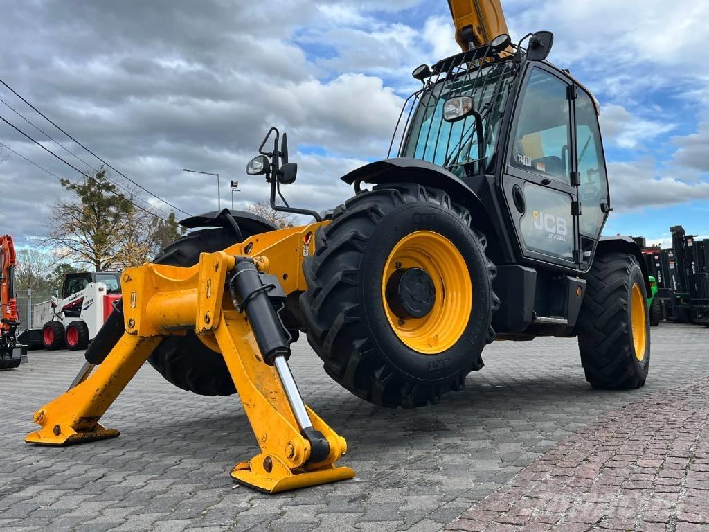 JCB 533-105 Телескопични товарачи