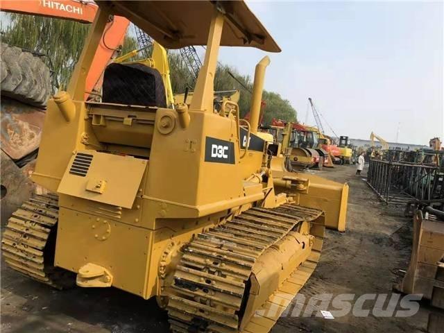 CAT D3C Верижни булдозери
