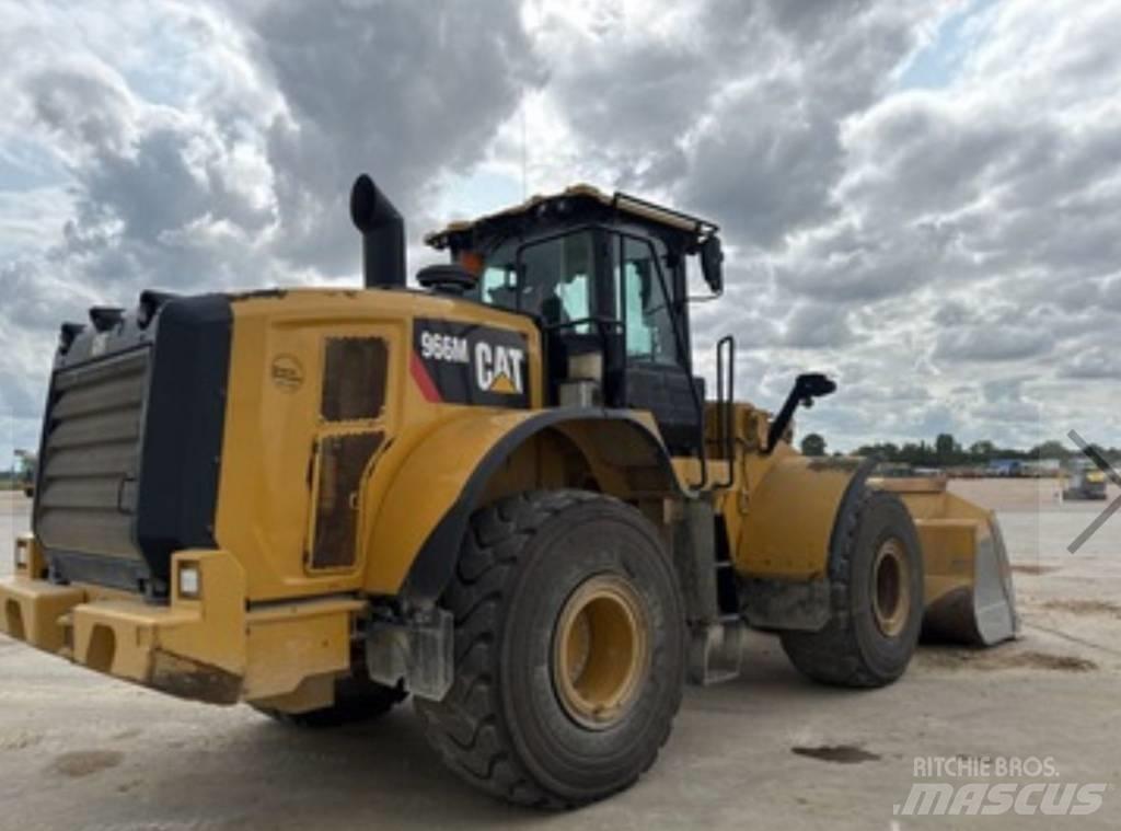 CAT 966 M Колесни товарачи
