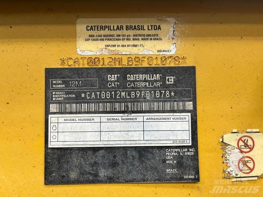 CAT 12M Грейдери