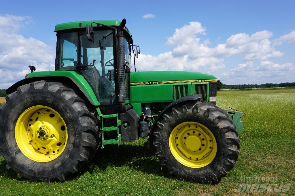 John Deere 7800 Трактори