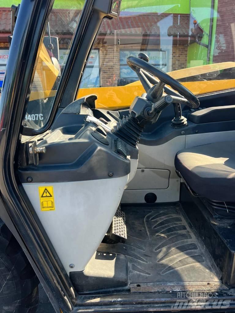 CAT TH 407 C Телескопични товарачи