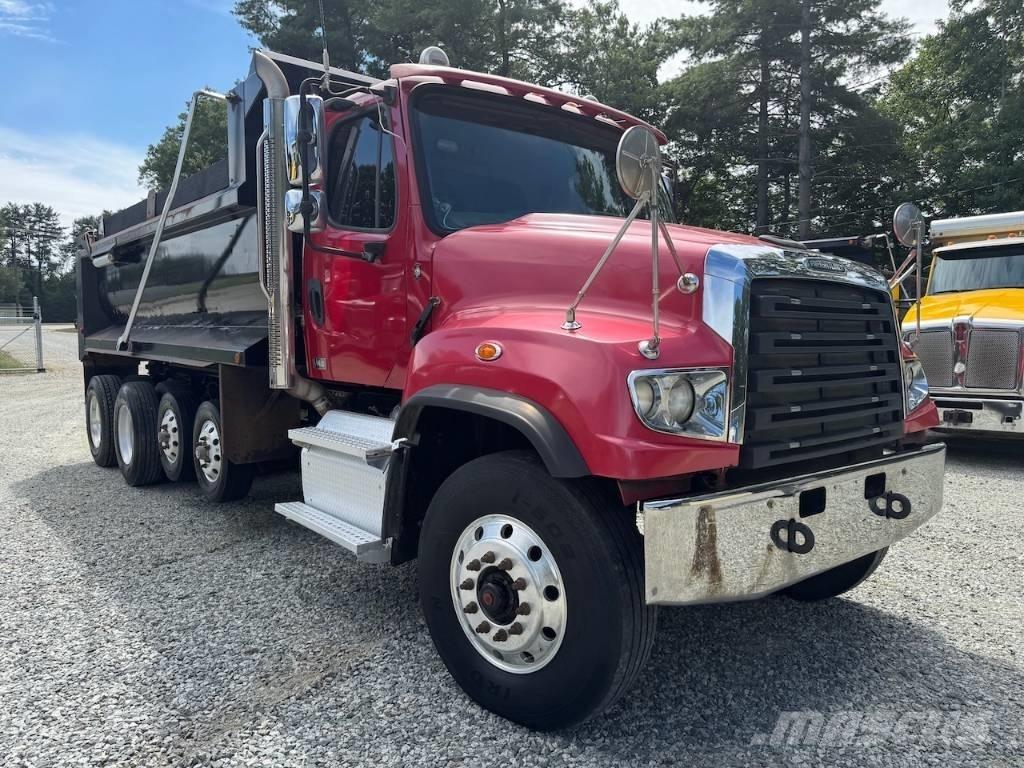 Freightliner 114 SD Самосвал