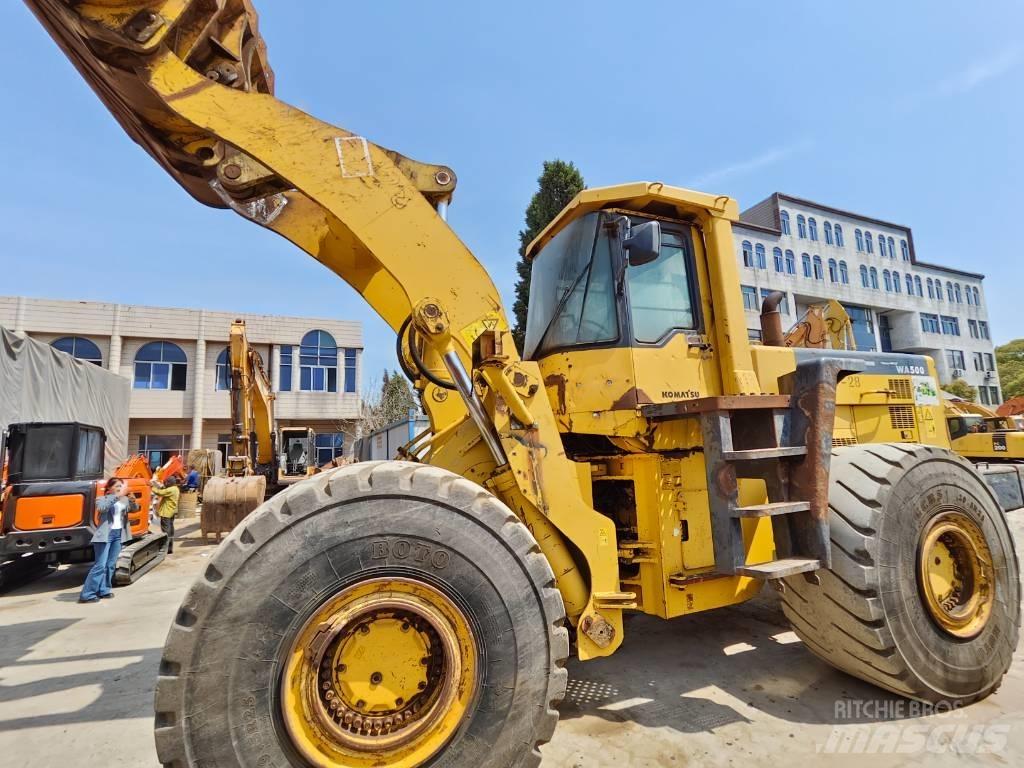 Komatsu WA 500 Колесни товарачи