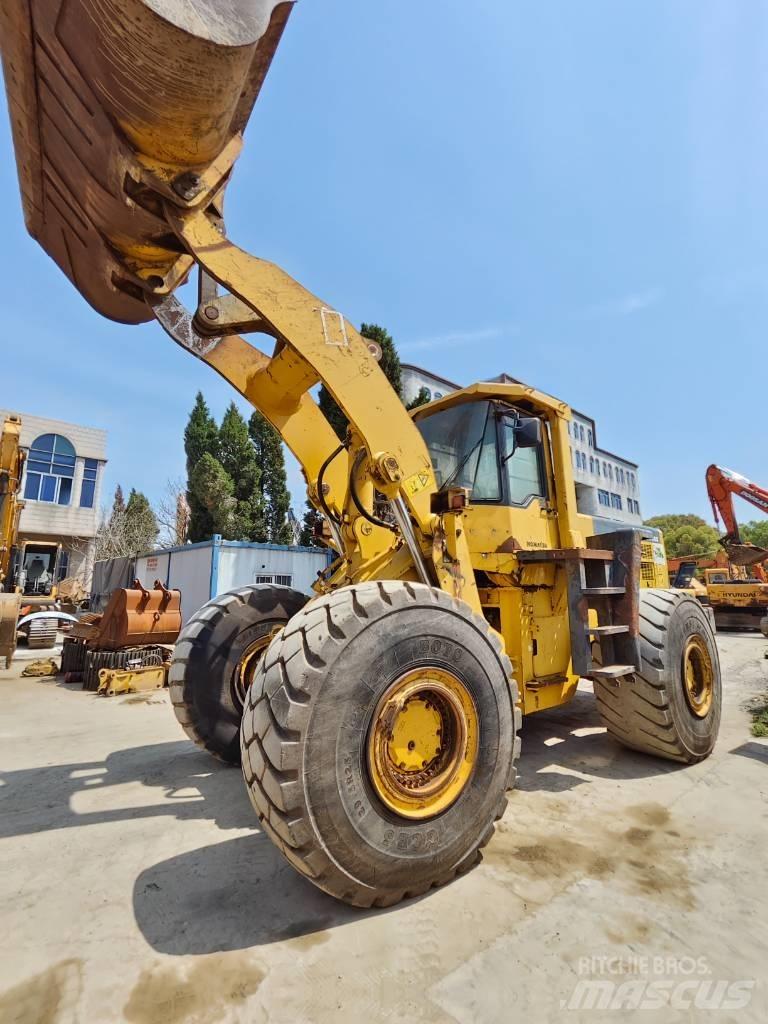 Komatsu WA 500 Колесни товарачи