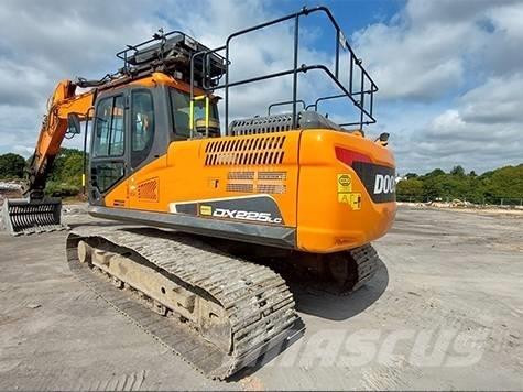 Doosan DX 225 LC Верижен екскаватор