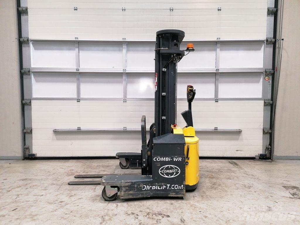 Combilift WR4 Страничен товарач
