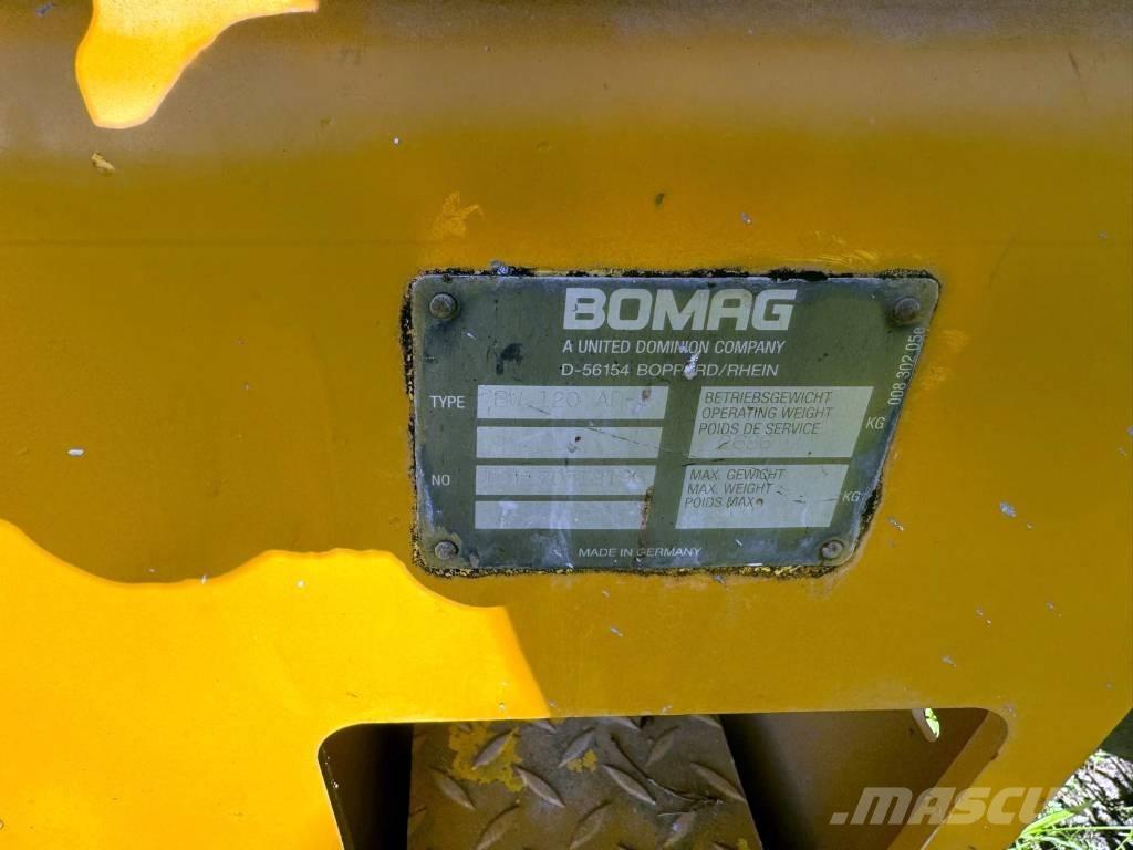 Bomag BW 120 AD-3 Двойни барабанни ролки
