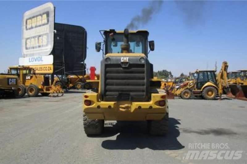 CAT 930K Колесни товарачи