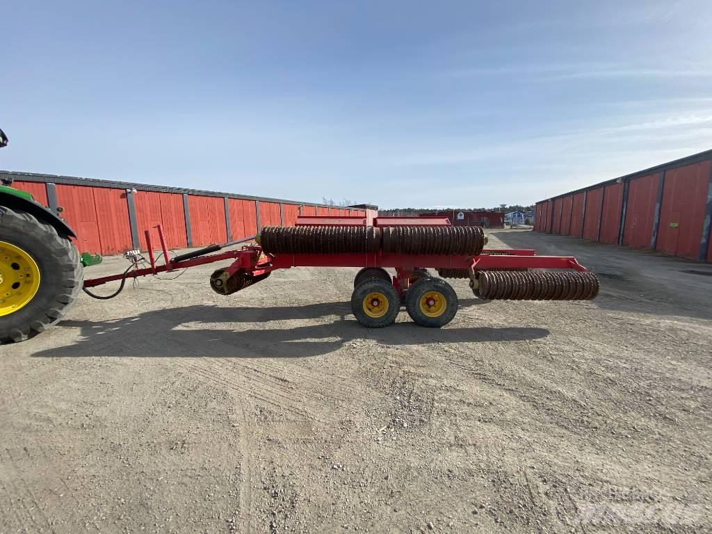 Väderstad Rexius1230 Валяк
