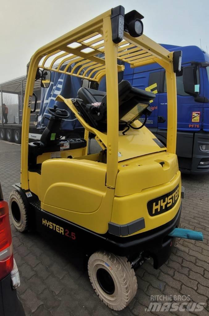 Hyster J2.5XN Електрически вилични кари-повдигачи