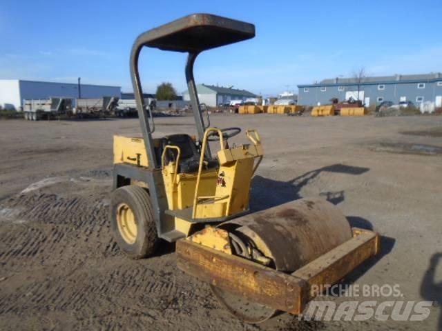 Bomag BW 124 D Еднобарабанни ролки

