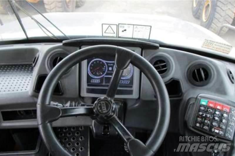 Bell B45E Дъмпери/моторни превозни средства