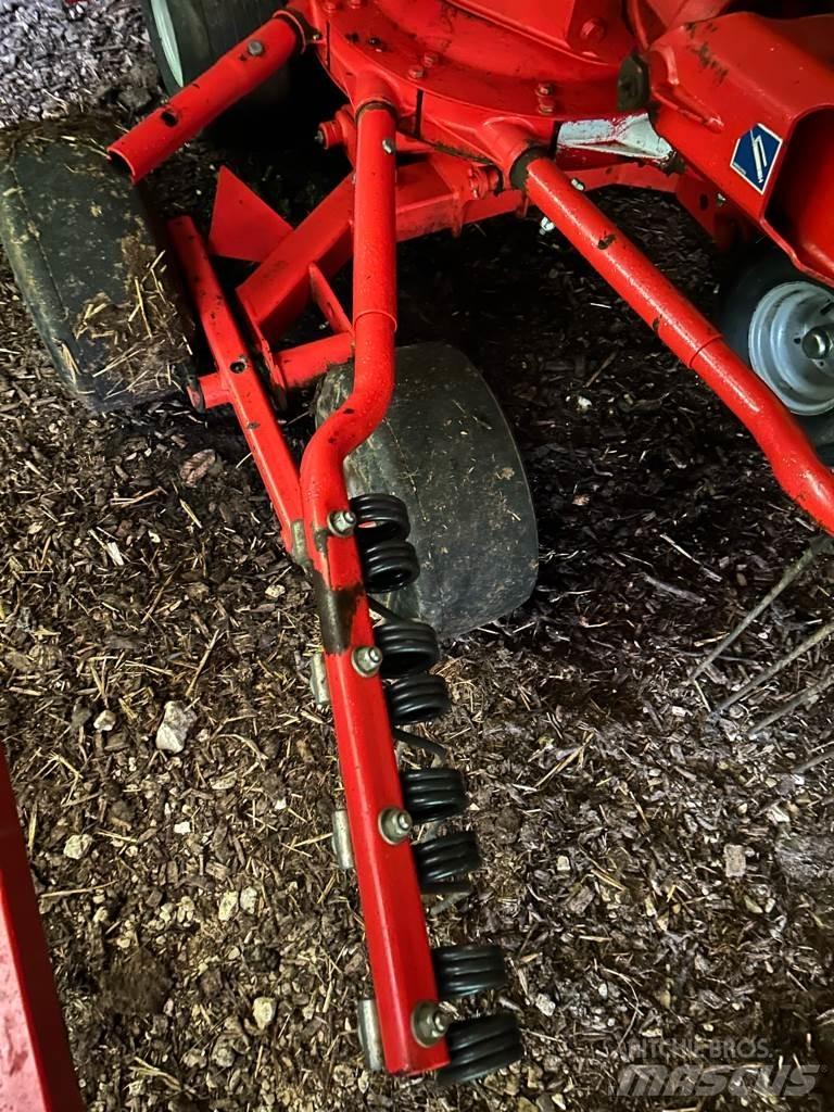 Kuhn GA 6632 Уиндроуърс/Косачки за сено и др.
