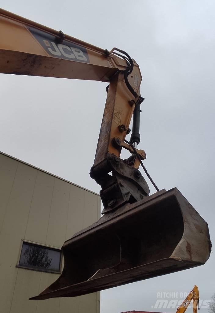 JCB JS 220 LC Верижен екскаватор
