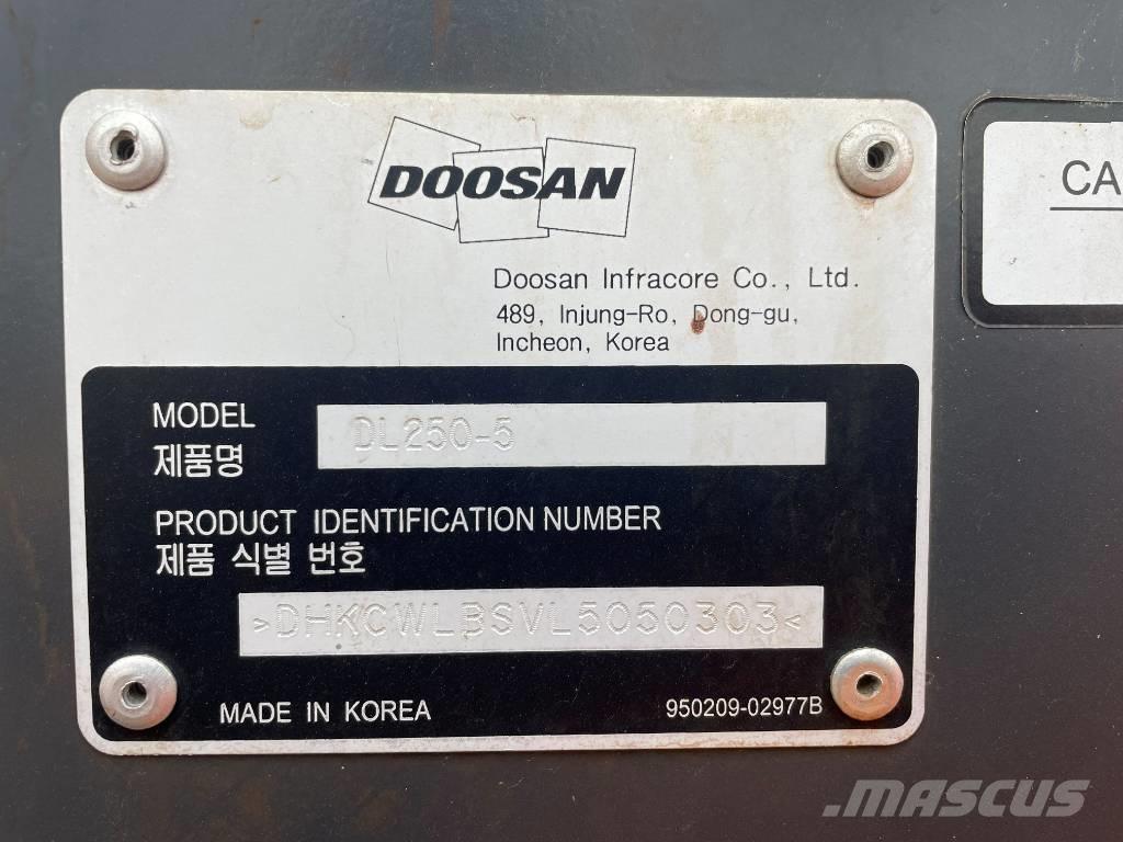 Doosan DL 250 Колесни товарачи