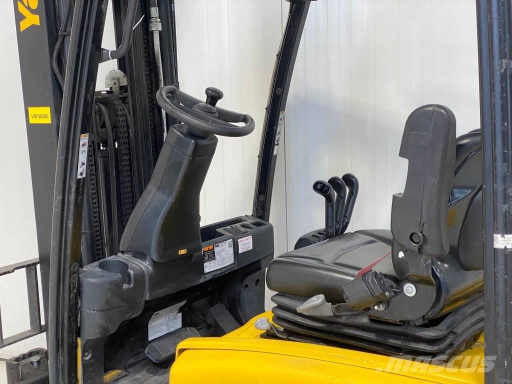 Yale ERP20VT MWB Електрически вилични кари-повдигачи