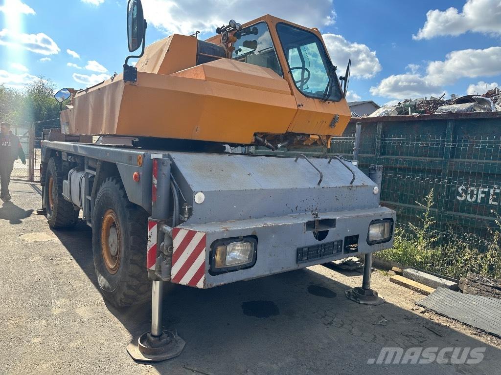 Krupp KMK 2020 Всъдеходни кранове