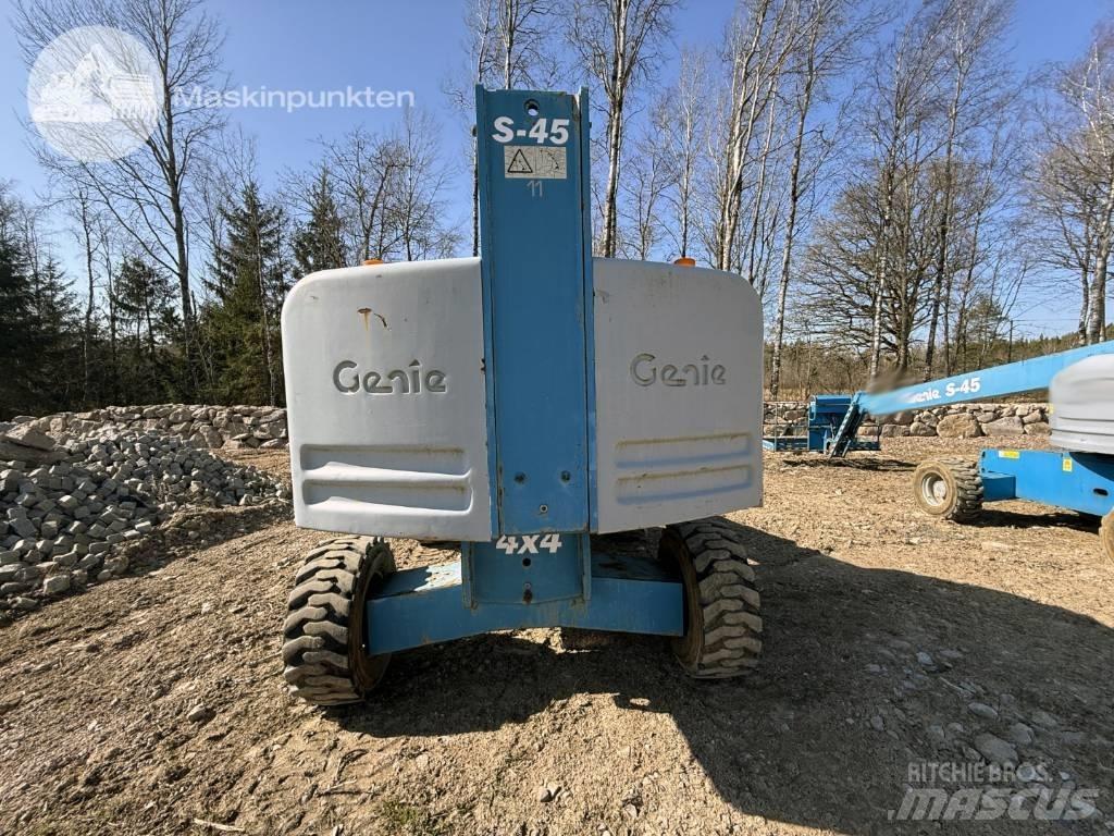 Genie S 45 Телескопични повдигачи
