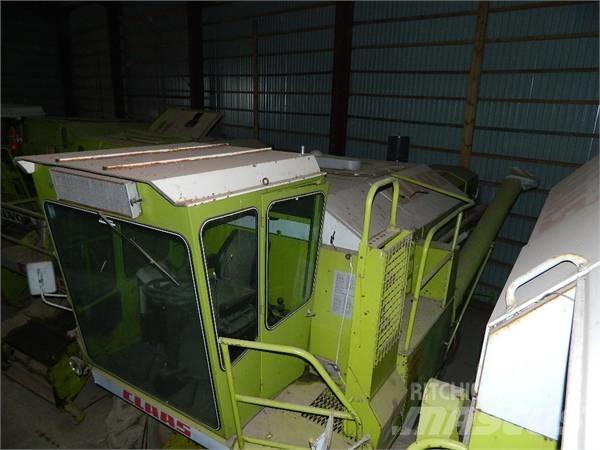 CLAAS Dominator 56 Комбайни