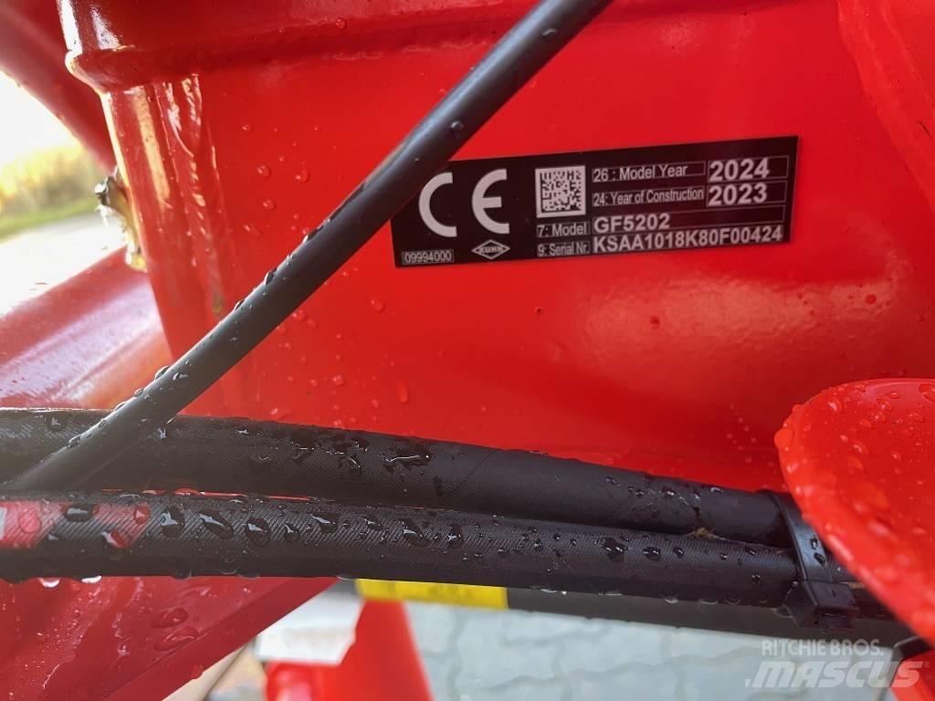 Kuhn GF5202 Гребла и сенообръщачки