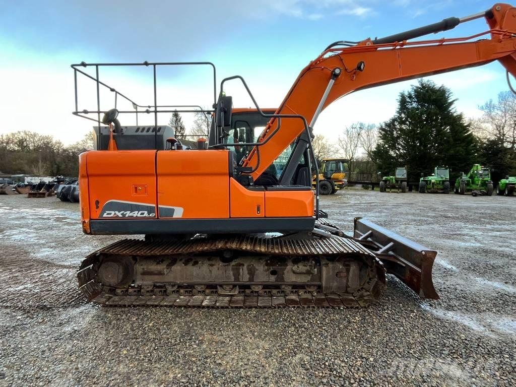 Doosan DX 140 LC-5 Верижен екскаватор