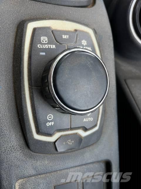 Hyundai HX 140 L Верижен екскаватор