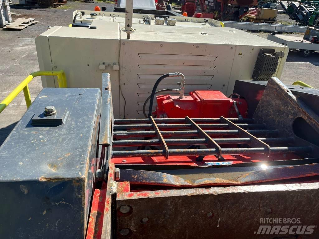 Sandvik QJ 241 Мобилни трошачки
