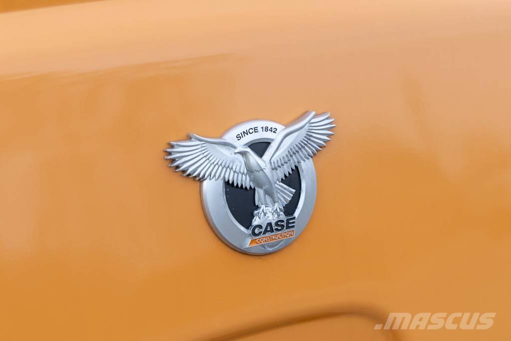 CASE 21 F Колесни товарачи