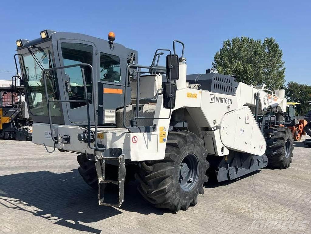Wirtgen WR 2400 Рециклатори на асфалт