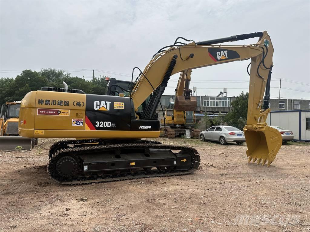 CAT 320D2L Верижен екскаватор