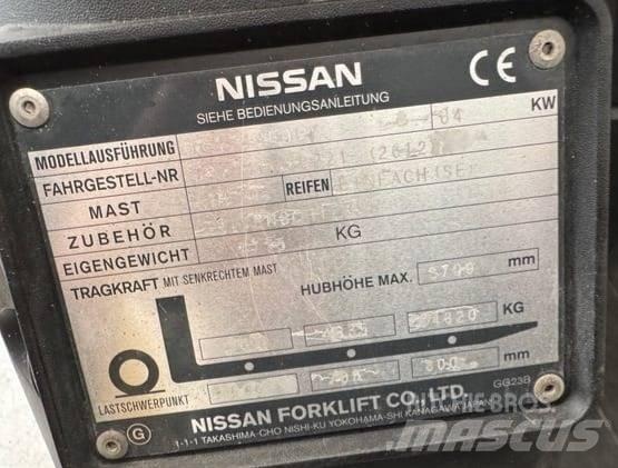 Nissan DX50LPG Камиони с АГУ