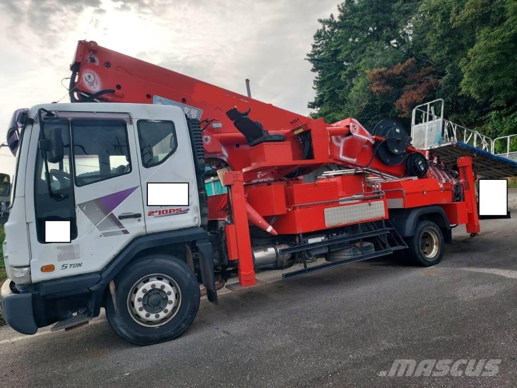 Horyong SKY450 Моторизирани платформи с талига