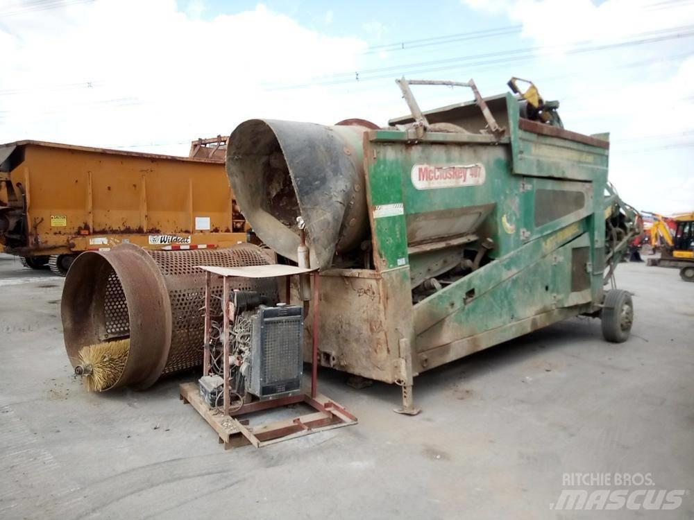McCloskey 407R Мобилни скрийнери
