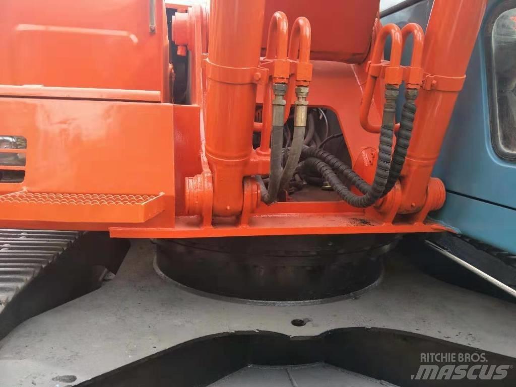 Hitachi EX 200-3 Верижен екскаватор
