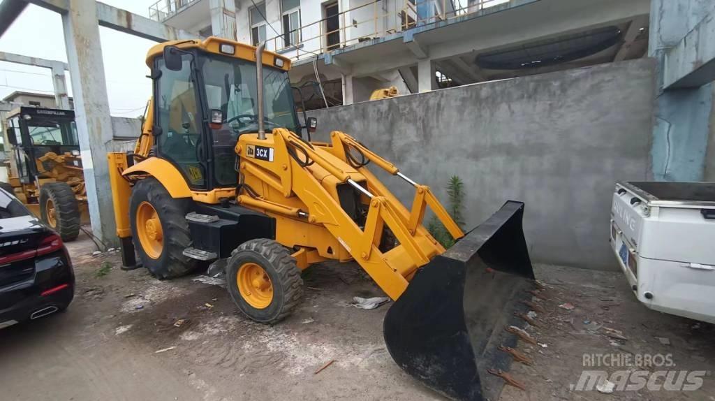 JCB 3 CX Колесни товарачи