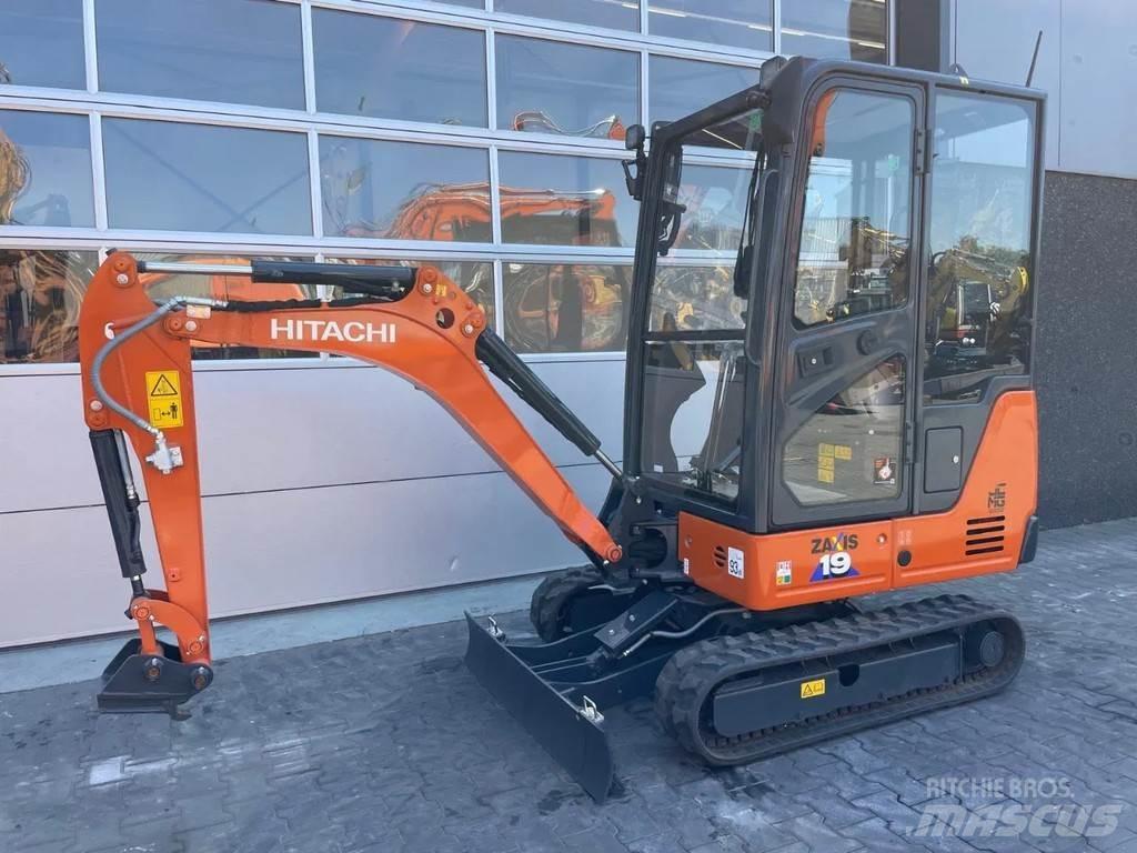 Hitachi ZX19-6 Мини екскаватори < 7 т