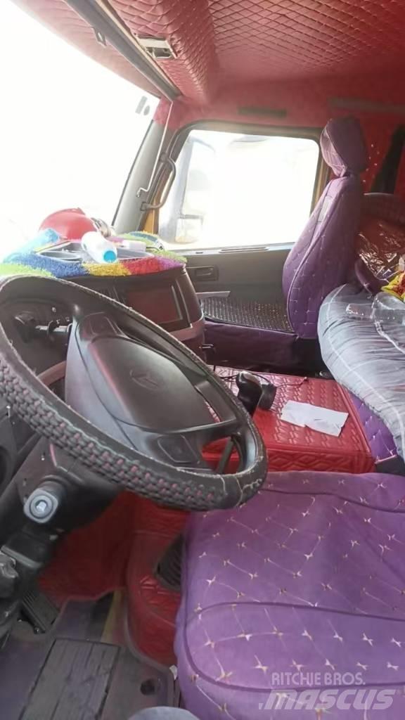 Sany 800E5 Всъдеходни кранове