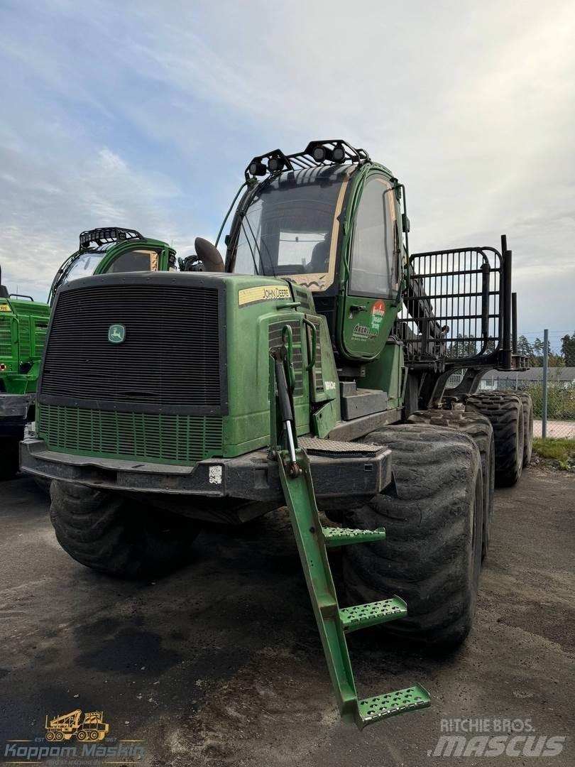John Deere 1910E Форуардери