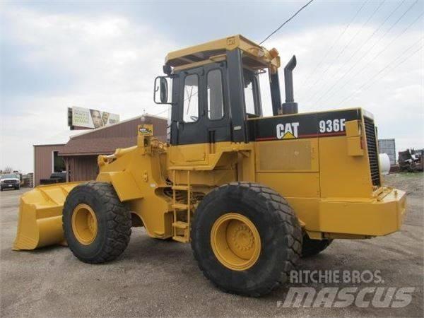CAT 936 F Колесни товарачи