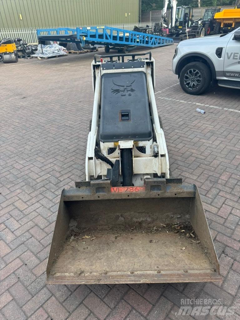 Bobcat MT 100 Верижен товарач
