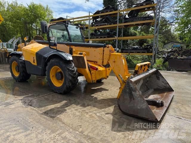 JCB 540-140 Телескопични товарачи