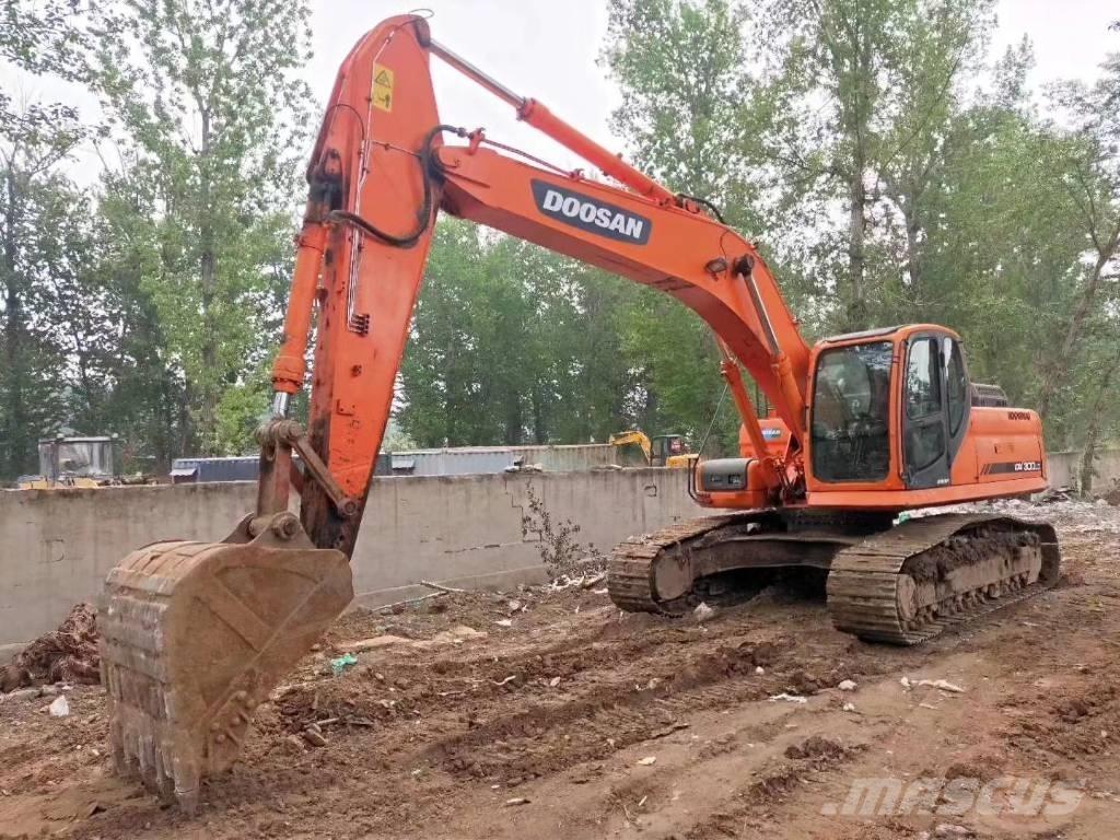 Doosan DX 300 LC Верижен екскаватор