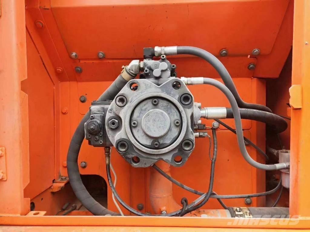 Doosan DX 300 LC Верижен екскаватор